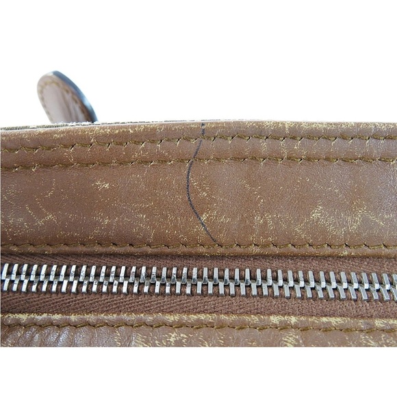 Gucci Tan and Brown Crossbody Bag - Picture 13 of 16